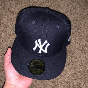 Hat Club Navy Blue Fitted / Pink UV